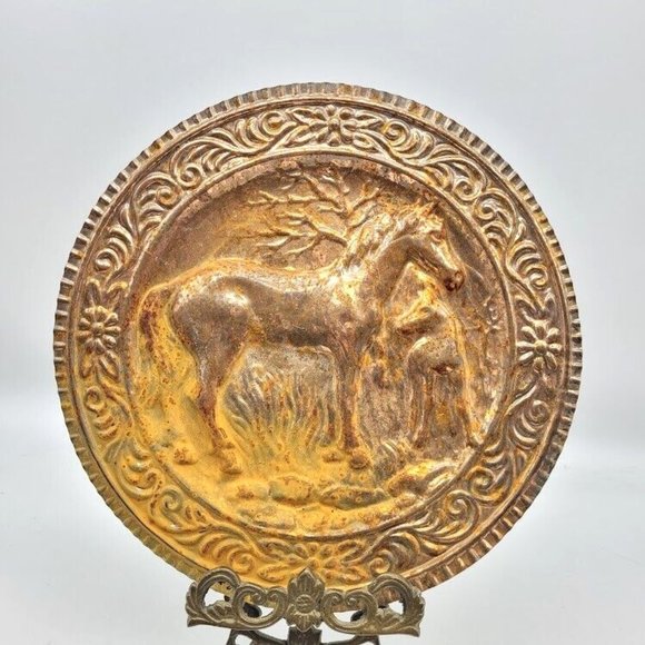 VTG Horses Brass Wall Plaque Hangs Embossed Country Cabin Decor Equestrian Home - Picture 3 of 7